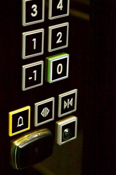 Dip Ascenseurs - Modernisation ascenseur Ibis Styles Centre Theatro Albi