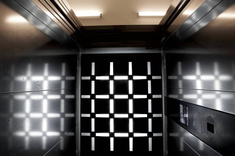 DIP Ascenseurs installe, modernise et réalise l'entretien de votre ascenseur neuf 