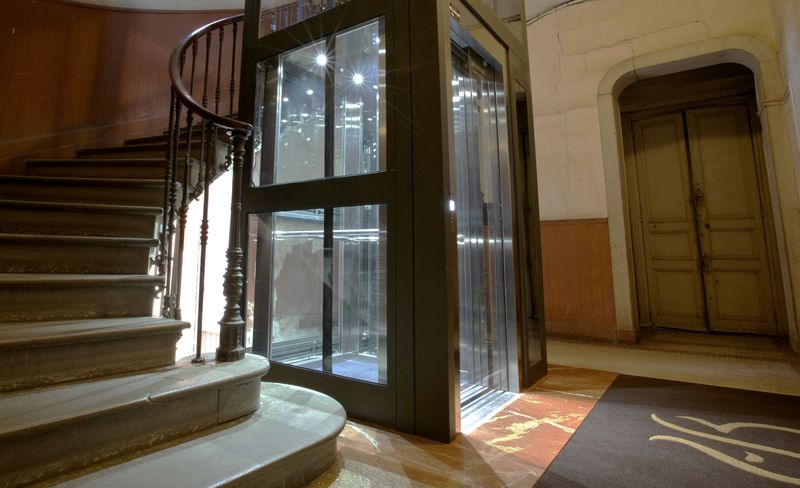 Installation d'un ascenseur privé à réserve réduite à Toulouse