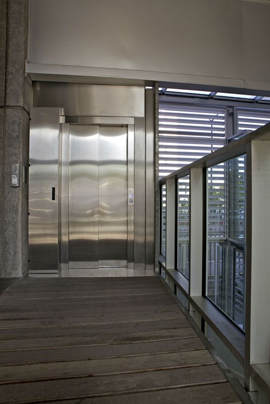 remplacement d'ascenseur dans bâtiment existant