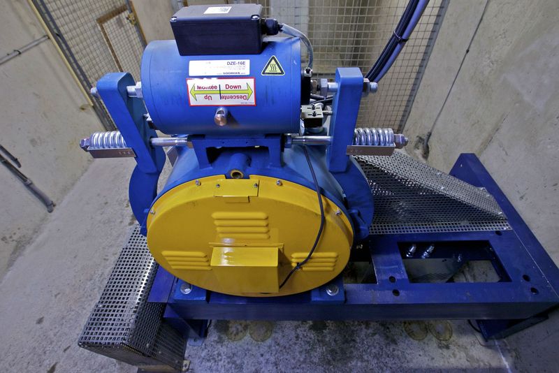 Mise aux normes et remplacement d'une machine Gearless pour un ascenseur en Occitanie