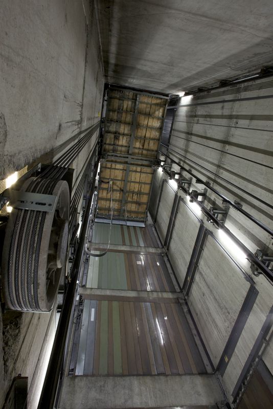 Résidence Windsor Toulouse installation monte-voiture Dip Ascenseurs