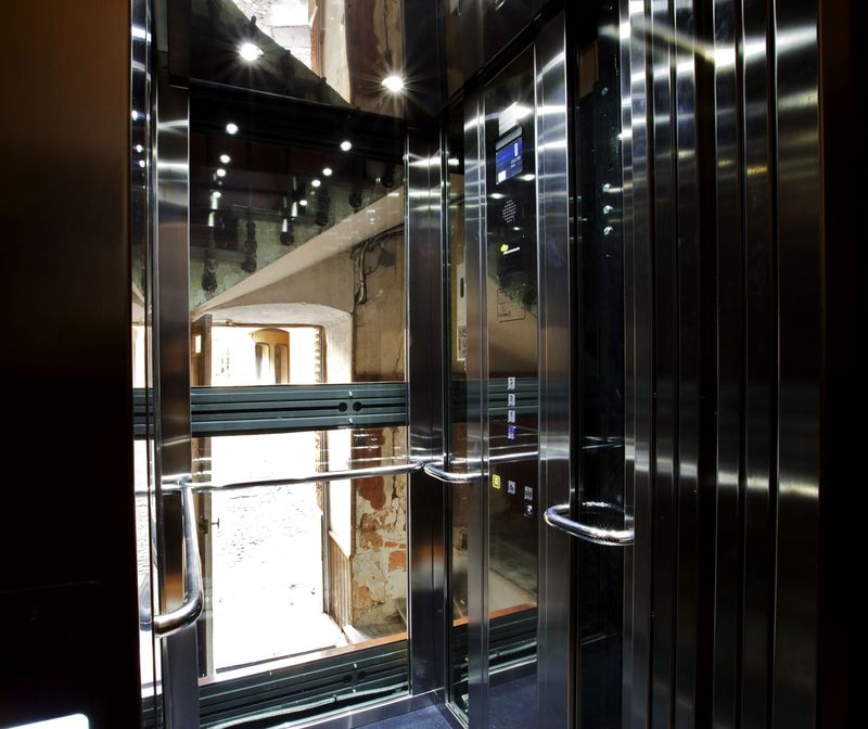 Installateur d'ascenseur panoramique à Toulouse