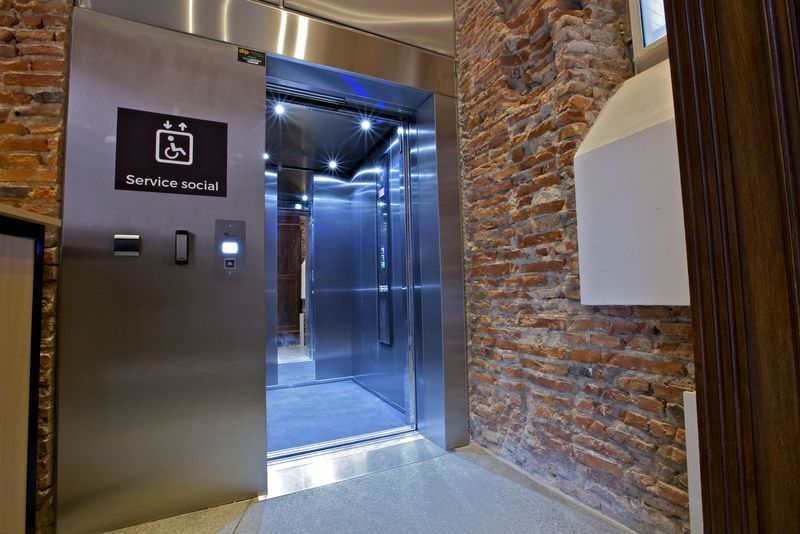 Travaux d'ascenseurs en Occitanie